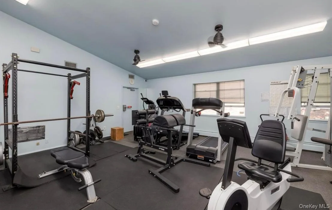 Photo of Unit 19B at 2449 Union Boulevard