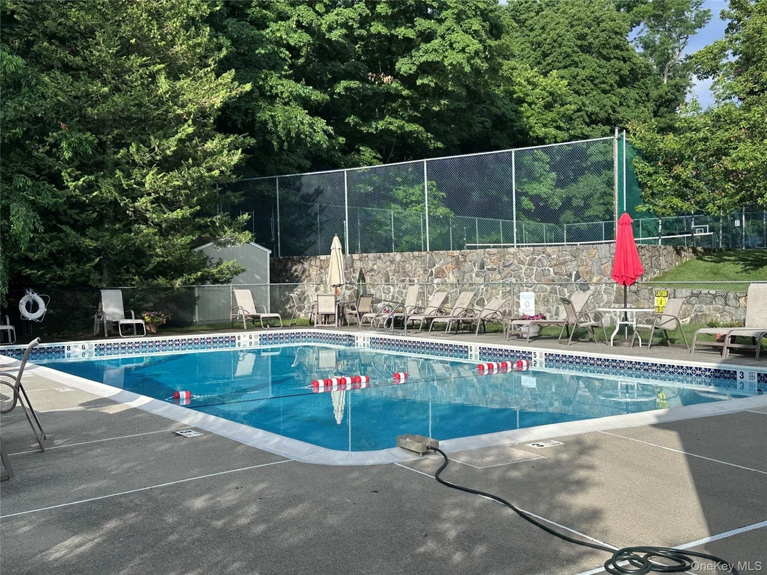 Photo of 70 Spring Pond Drive