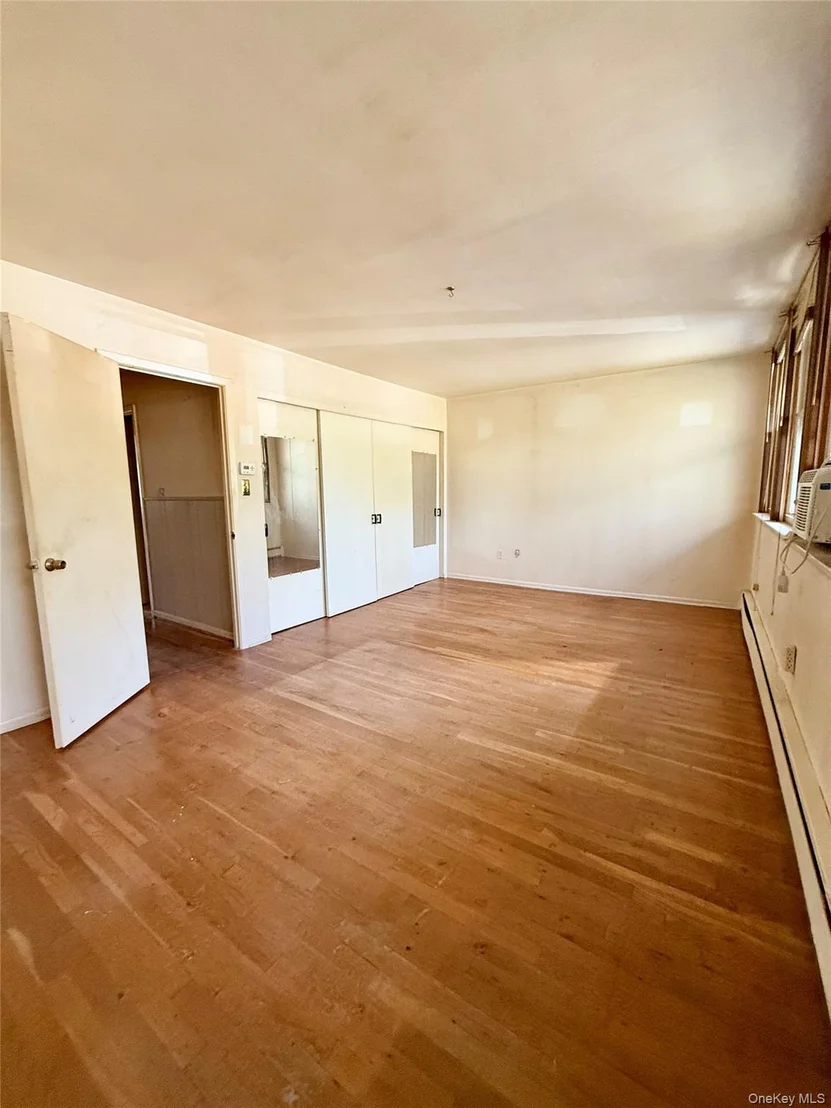 Photo of 160 Halgren Crescent