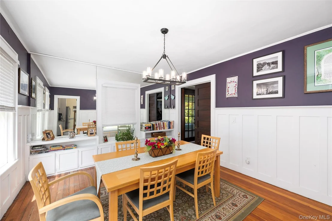 Photo of 21 Barnard Avenue