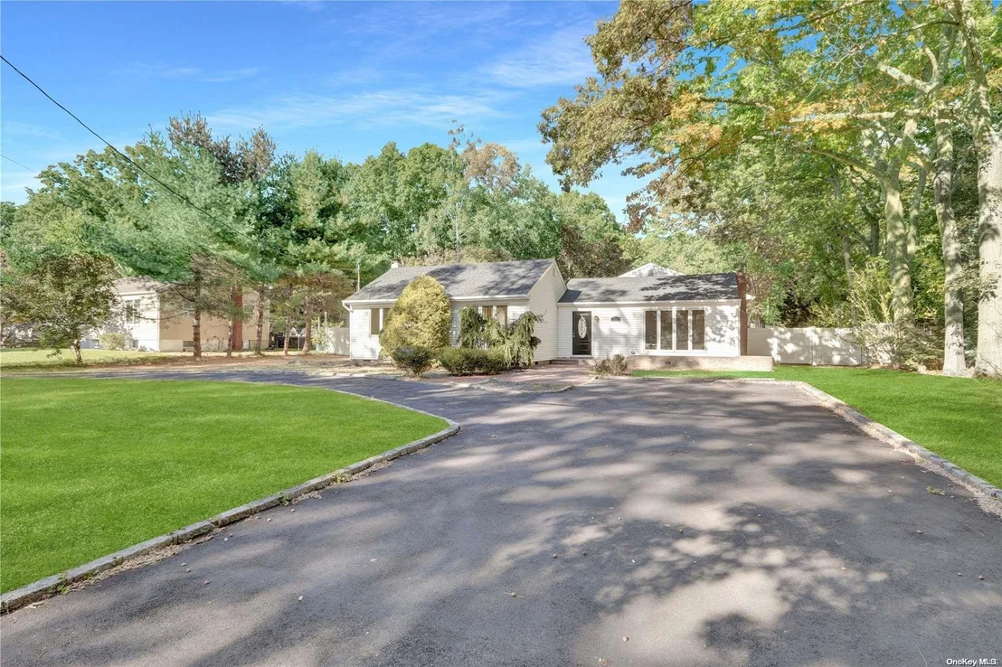 Photo of 51 Dillmont Drive