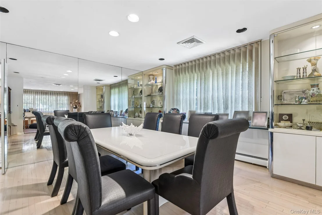 Photo of 62 Larch Hill Road