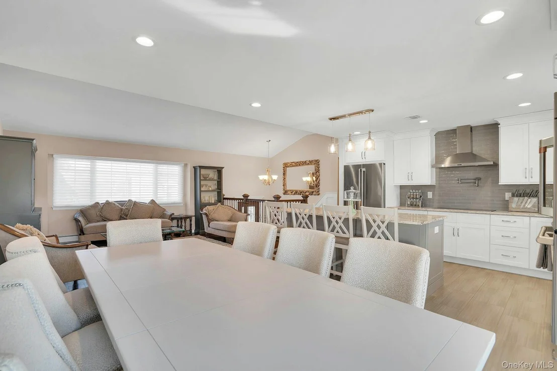 Photo of 108 Hayrick Lane