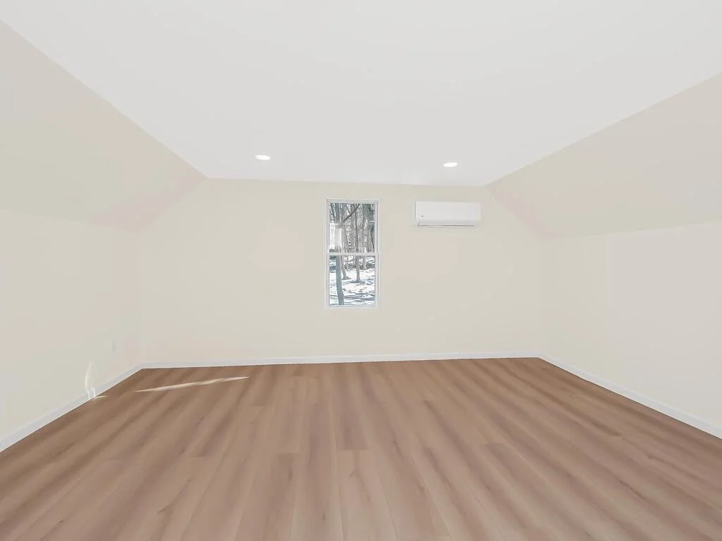 Photo of 2 Willow Avenue