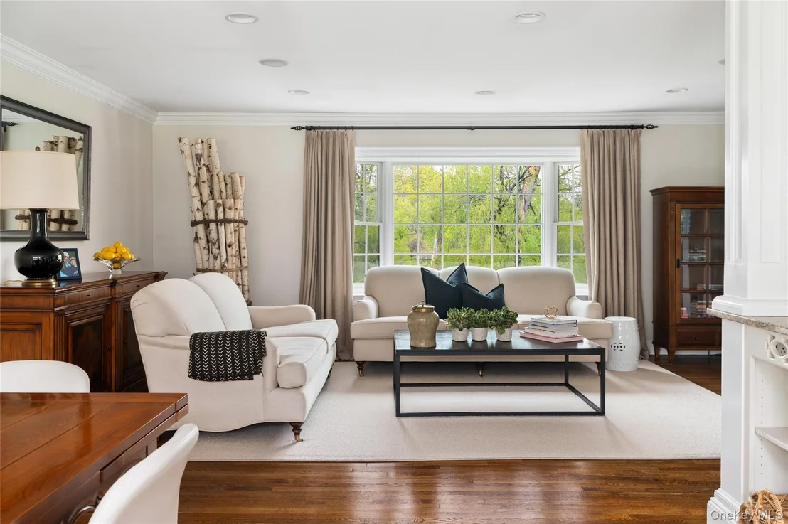 Photo of 8 Evergreen Row