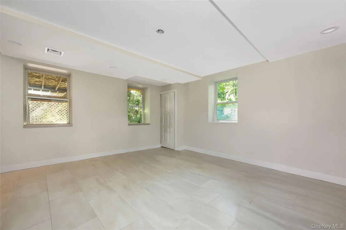 Photo of 314 Mill Hill Road