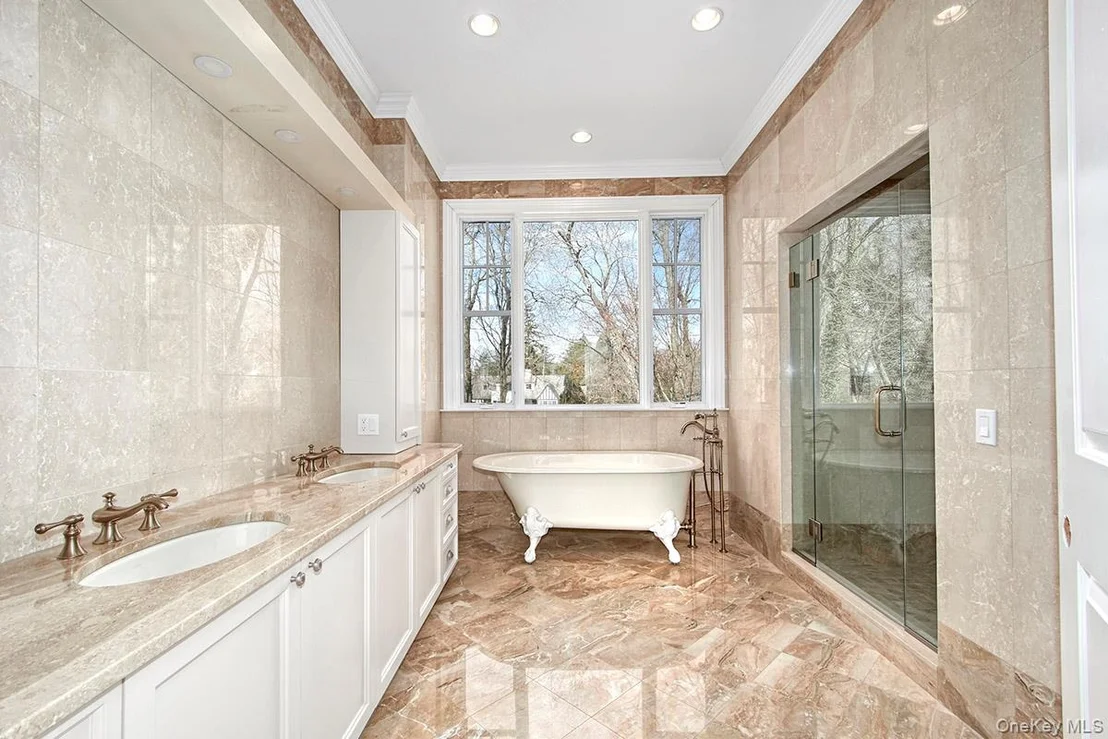 Photo of 8 Walden Lane
