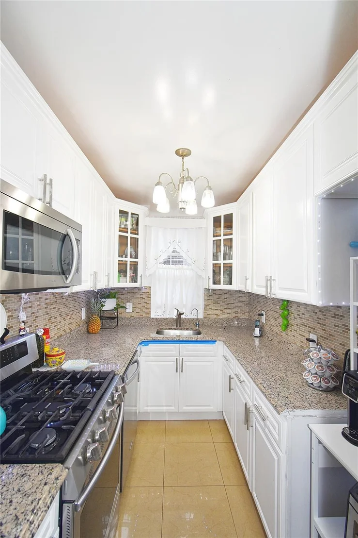 Photo of Unit A56 at 760 Bronx River Road