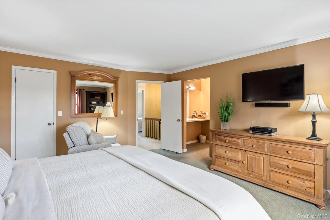 Photo of 17 Sutton Place
