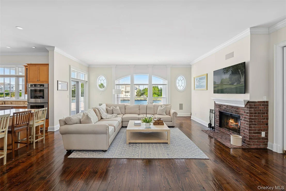 Photo of 101 Jessup Lane