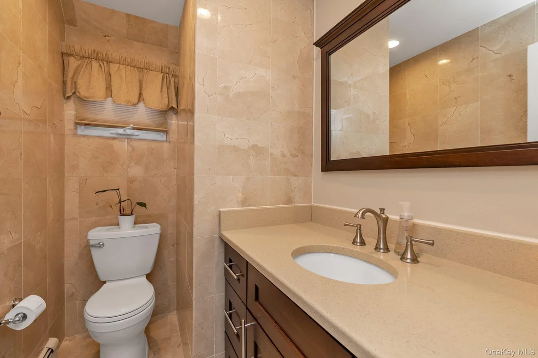 Photo of 2884 Bay Drive
