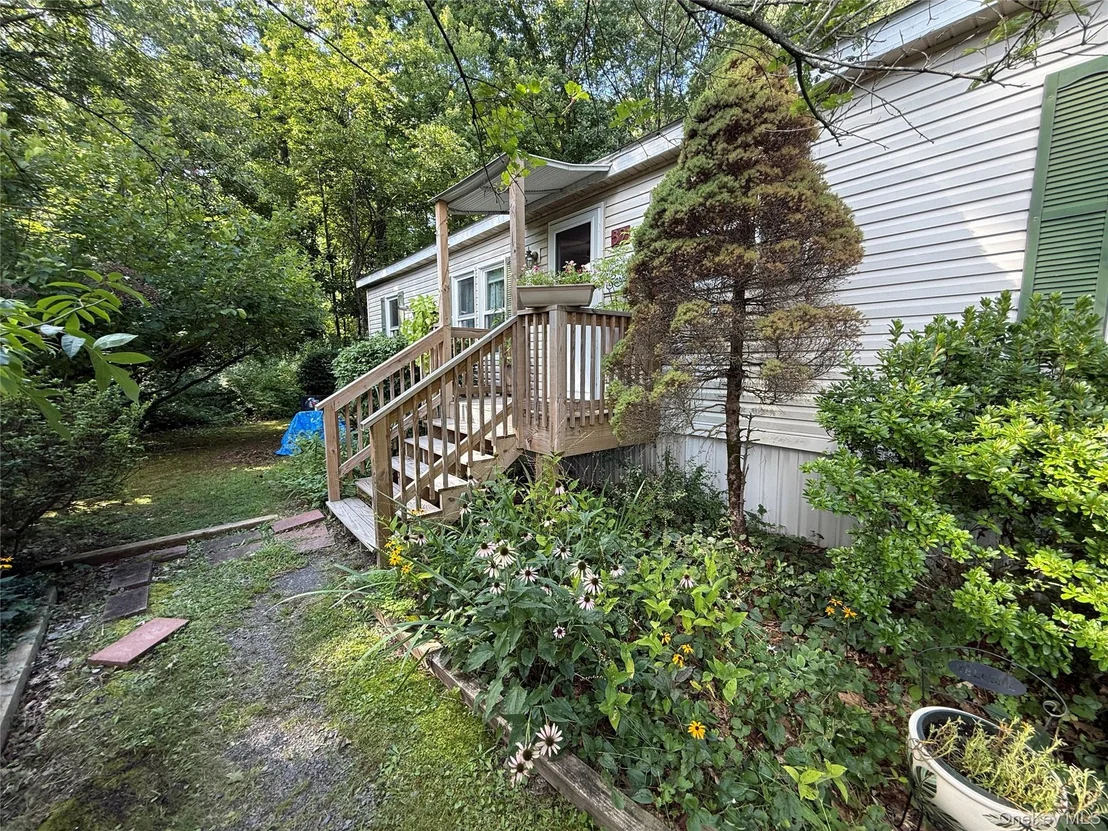 Photo of 39 Depew Park
