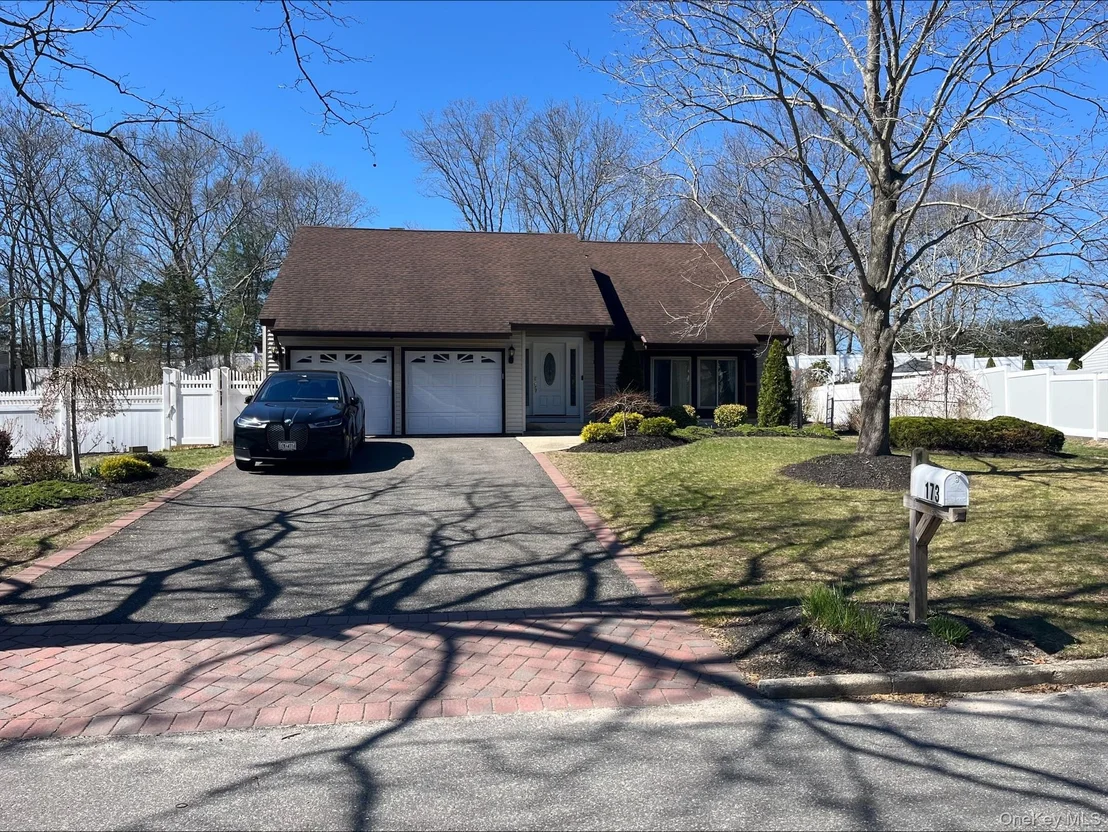 Photo of 173 Sequoia Drive
