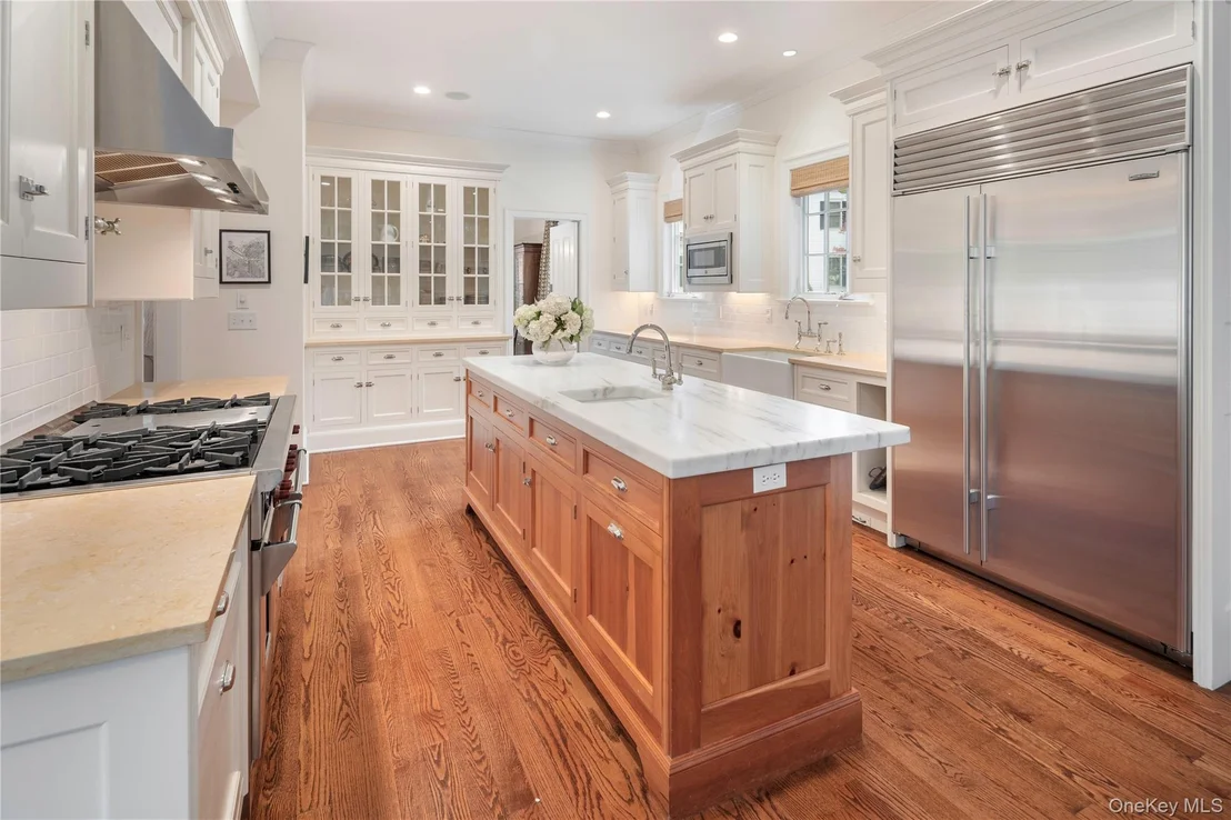 Photo of 14 Cider Mill Circle