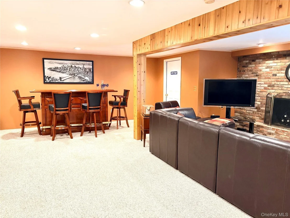Photo of 43 Canada Hill Drive