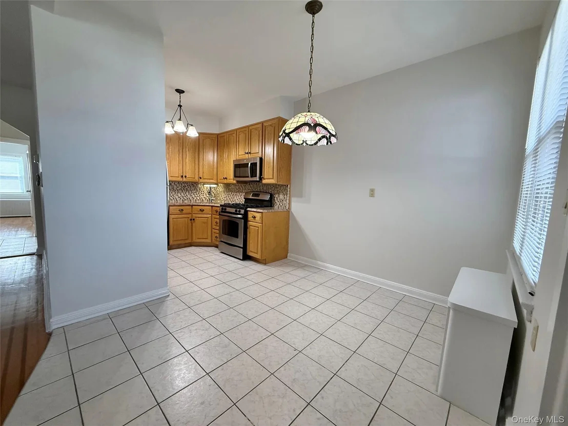 Photo of 5962 69th Lane