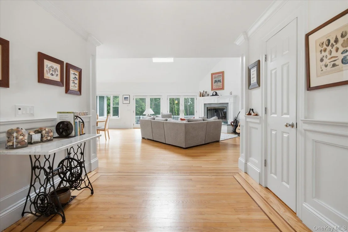 Photo of 90 Lakeside Lane