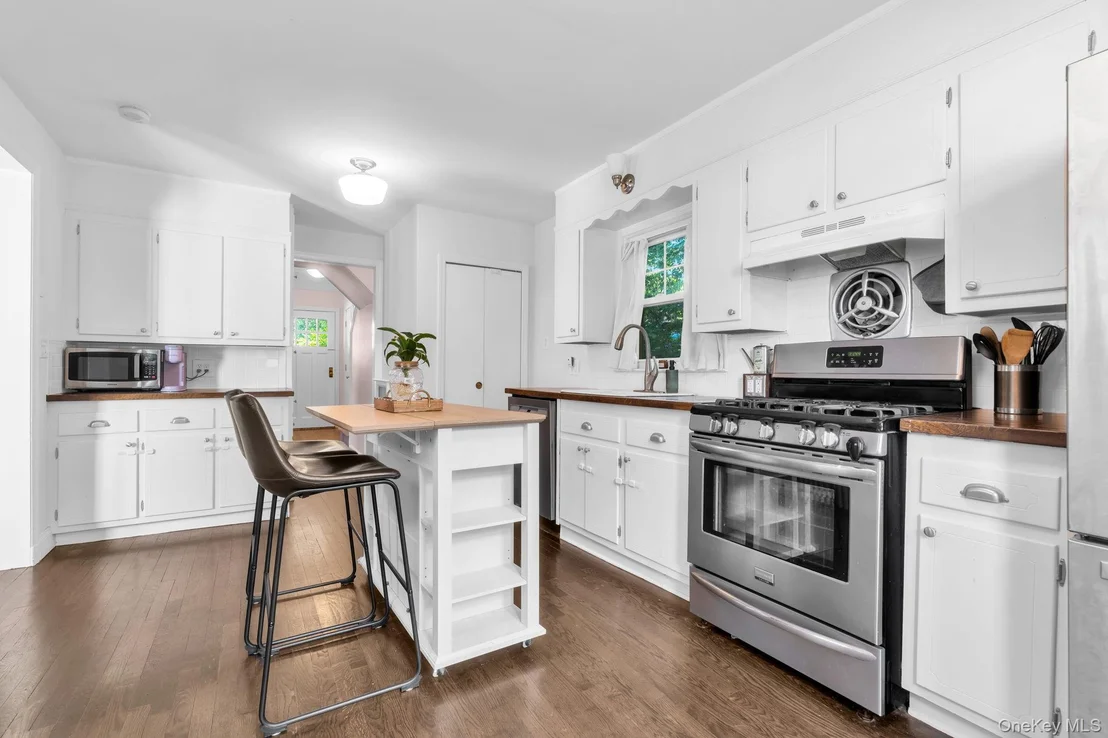 Photo of 24 Howard Avenue