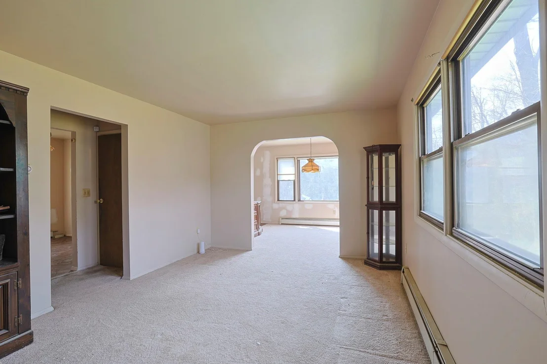 Photo of 73 Pine Avenue