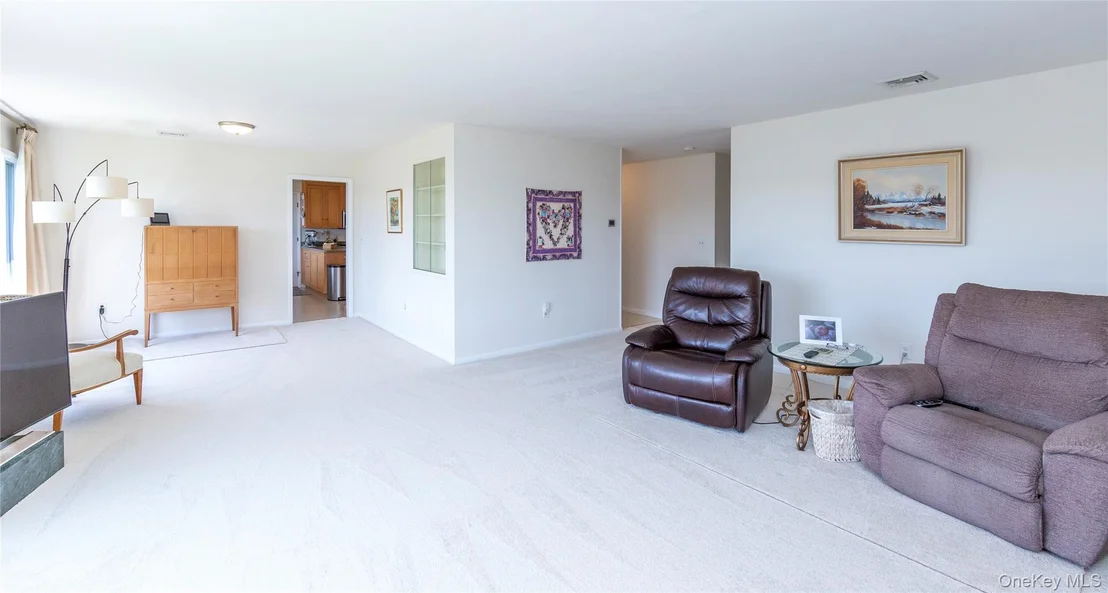 Photo of 21 Overlook Drive