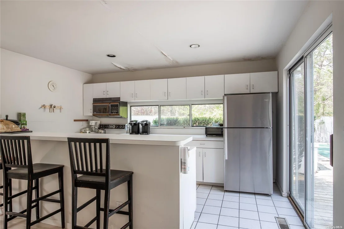 Photo of 20 Midhampton Avenue