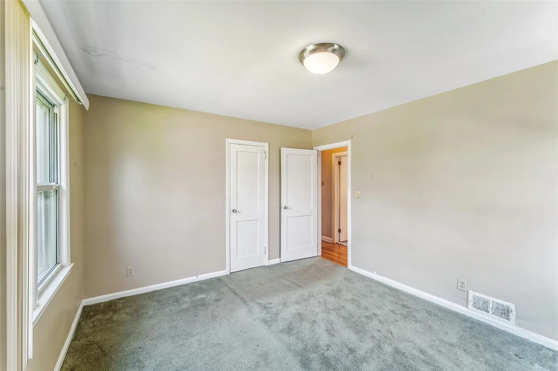 Photo of 248 Cushing Avenue