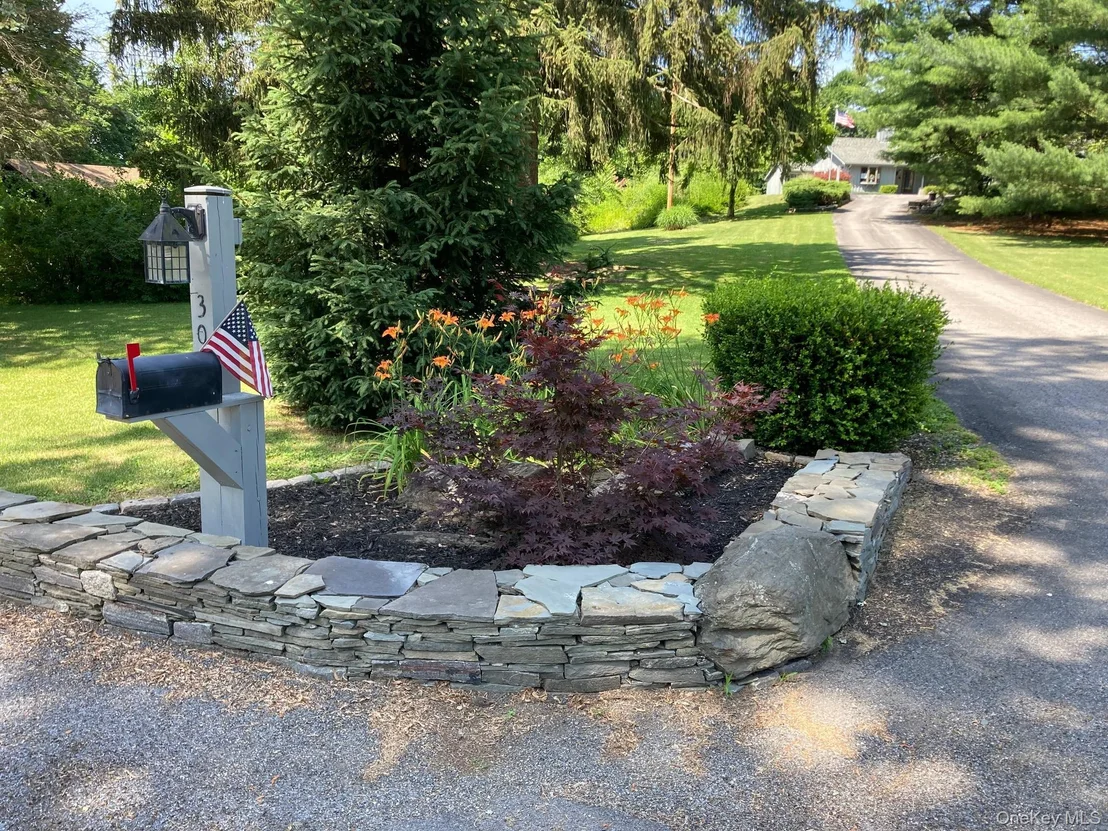 Photo of 30 Daisy Lane