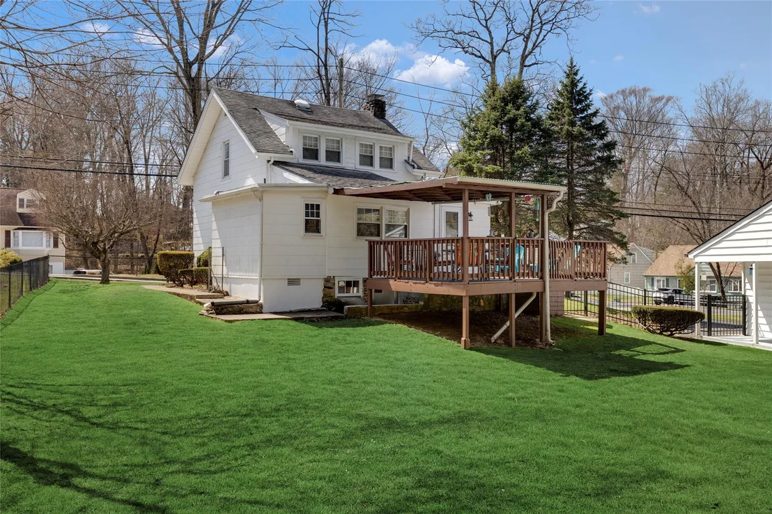 Photo of 47 Pine Avenue