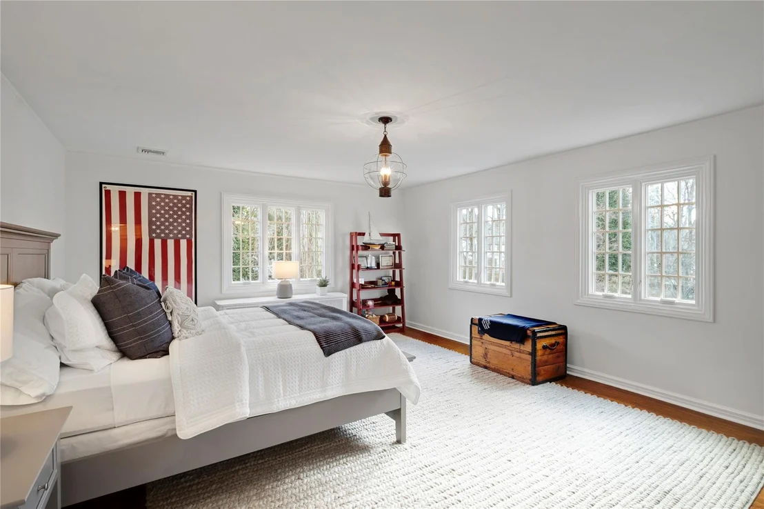 Photo of 18 Glen Eagles Drive