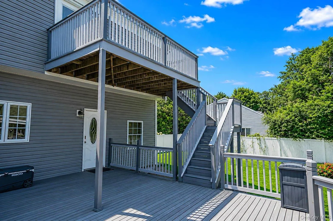 Photo of 299 Patchogue Yaphank Road