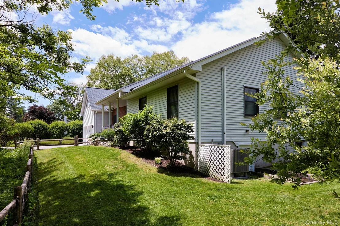 Photo of 37 Mansion Drive