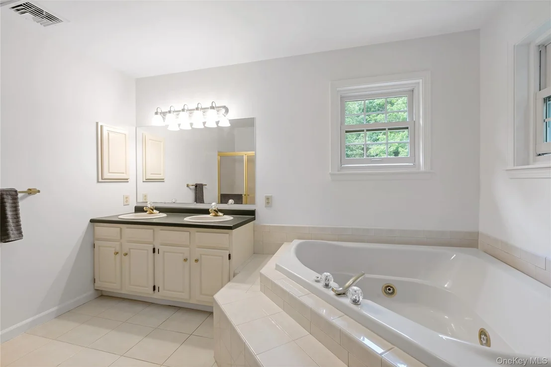 Photo of 310 Avery Road