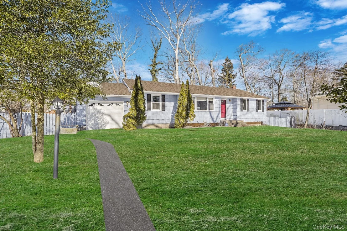 Photo of 97 Echo Avenue