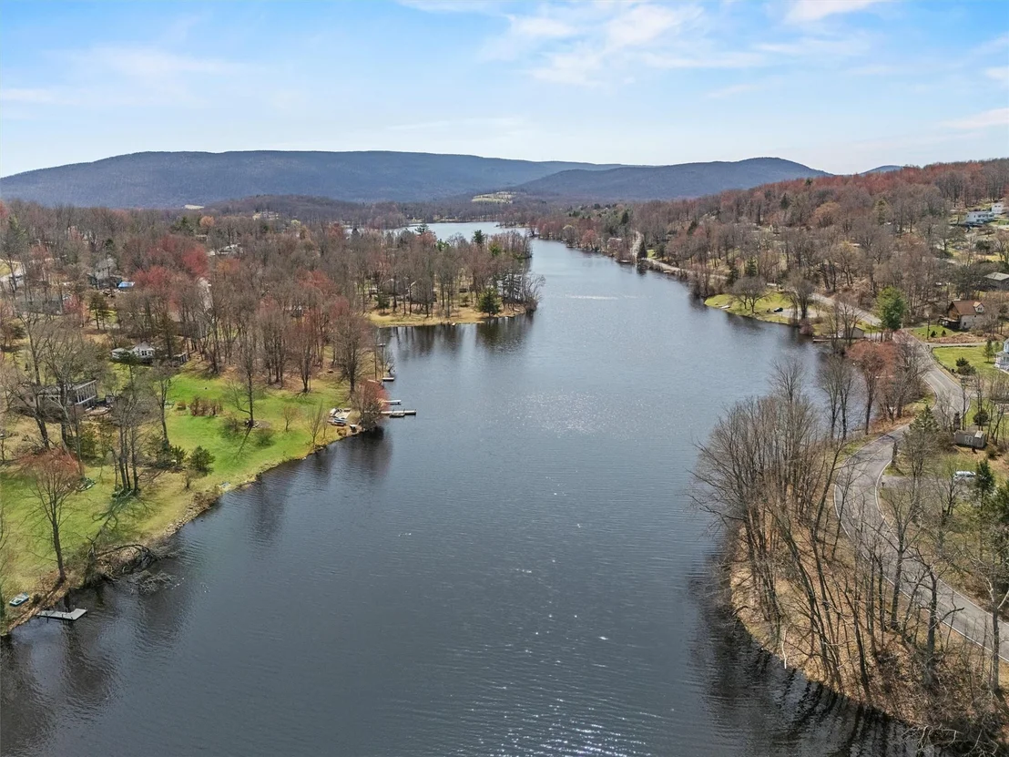 Photo of 49 Lakeside Drive