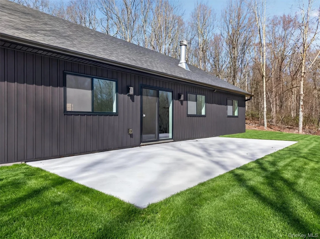 Photo of 273 Perry Pond Road