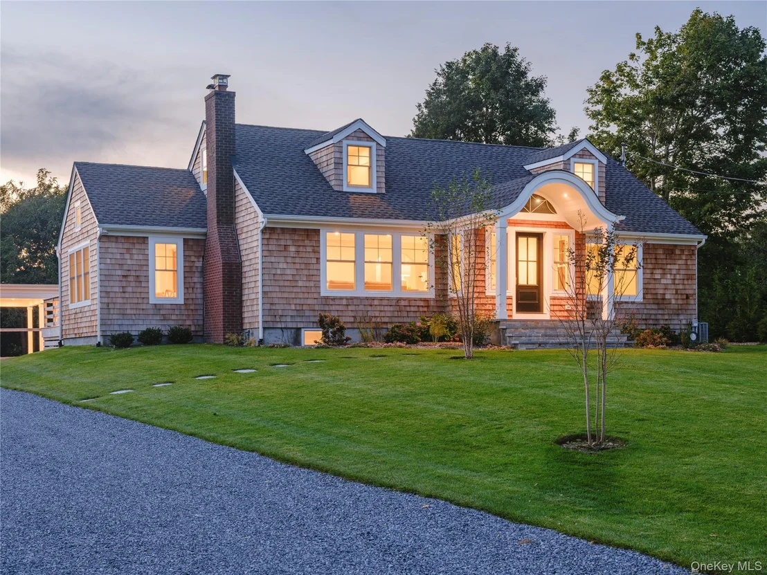 Photo of 605 Cedar Drive
