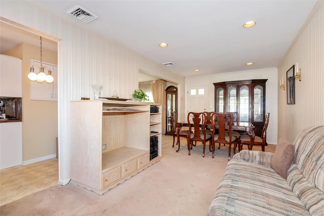 Photo of 58 Helen Avenue