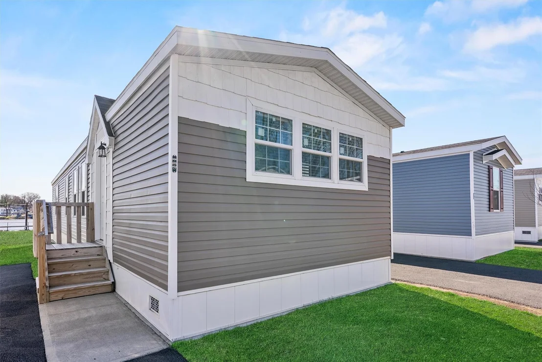 Photo of 25 Windward Way