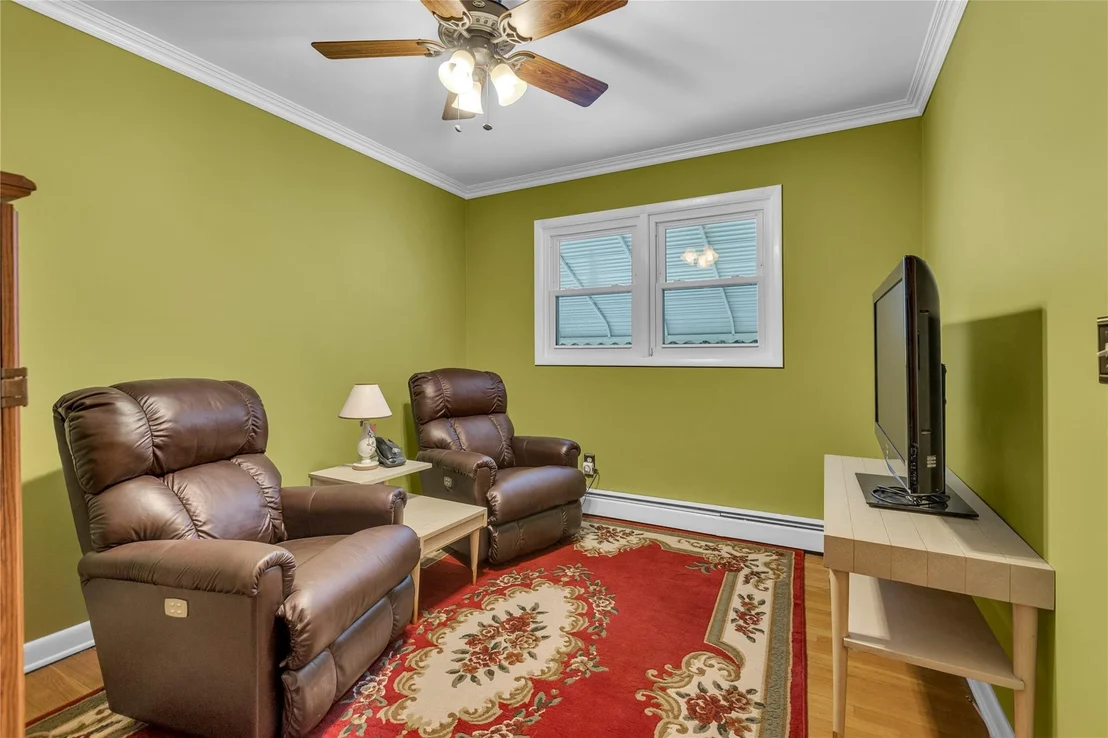 Photo of 63 Bayview Avenue