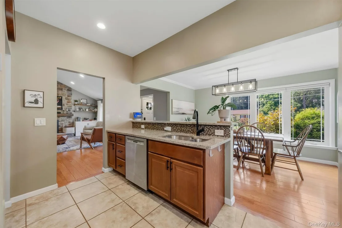 Photo of 47 Scenic Drive