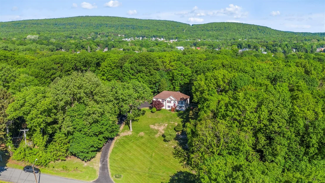 Photo of 42 Bell Drive