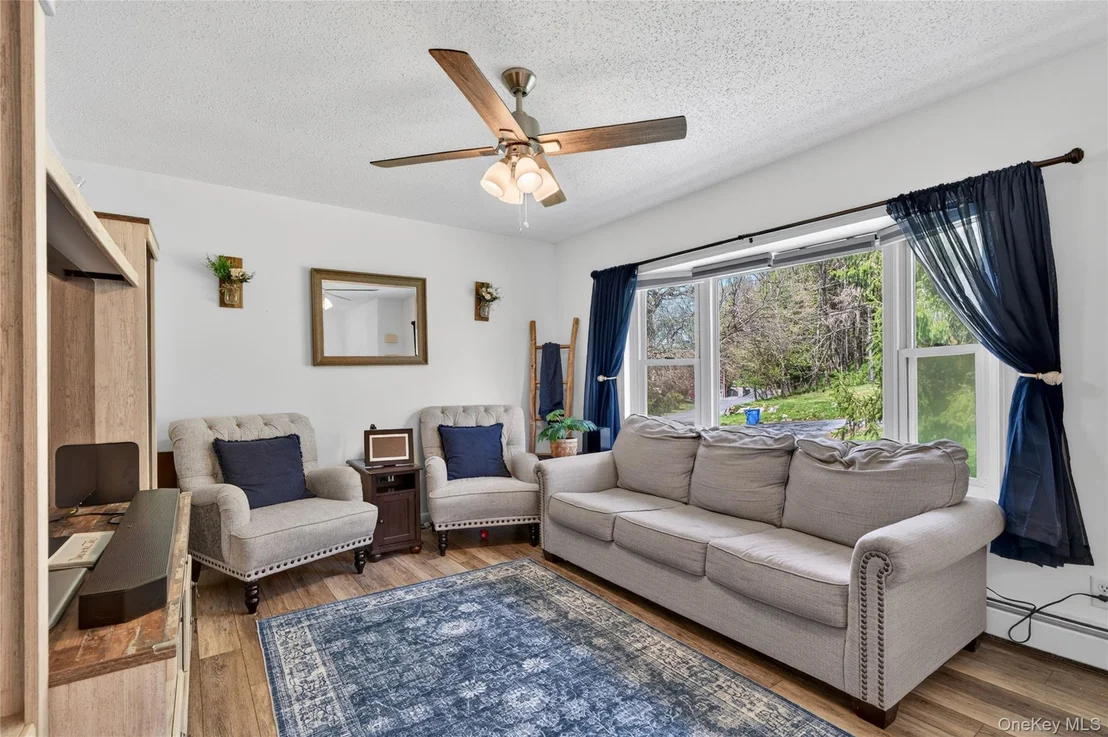 Photo of 58 Farries Avenue