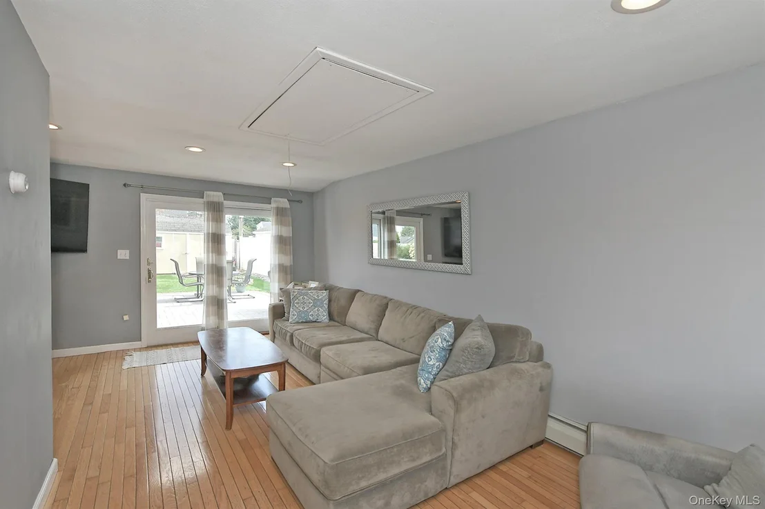 Photo of 67 Wolcott Road