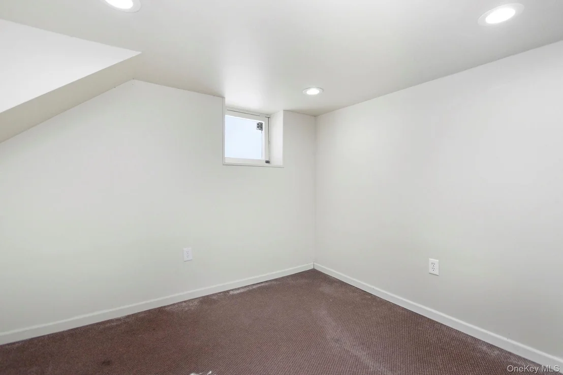 Photo of 85 Sunset Avenue