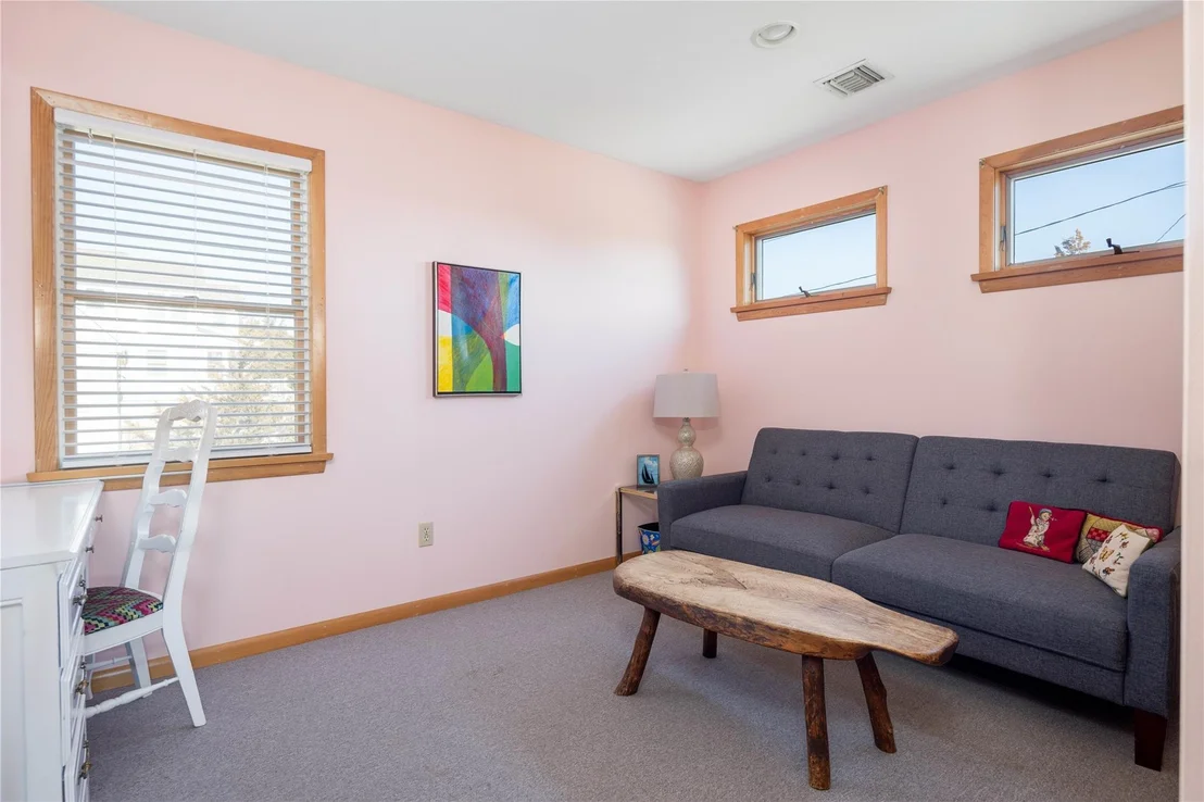 Photo of 17 Beach Road