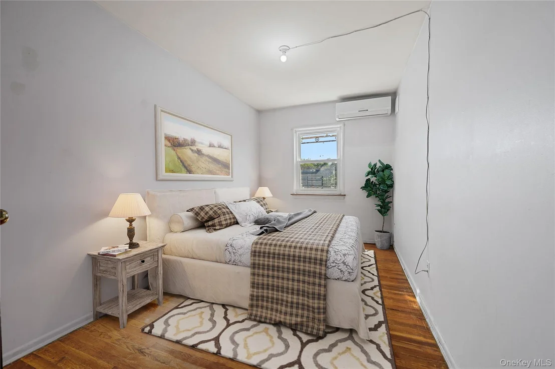 Photo of 152-10 Peck Avenue