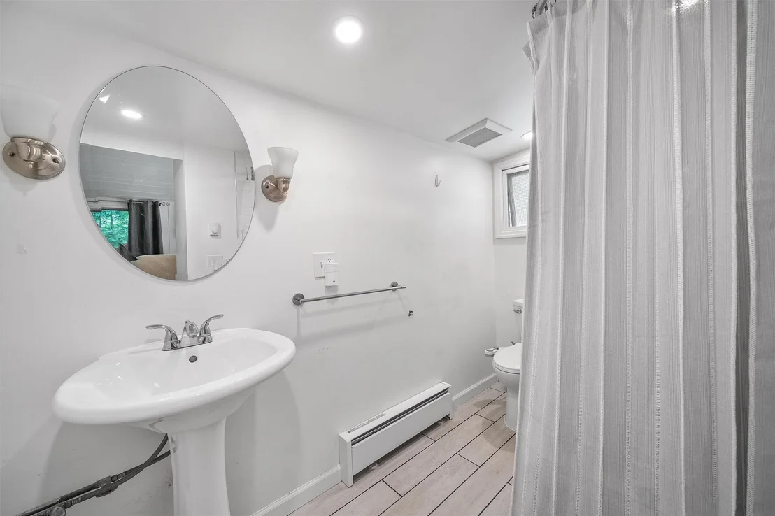 Photo of 42 Raspberry Lane
