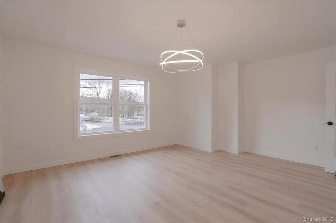 Photo of 17 Maple Street