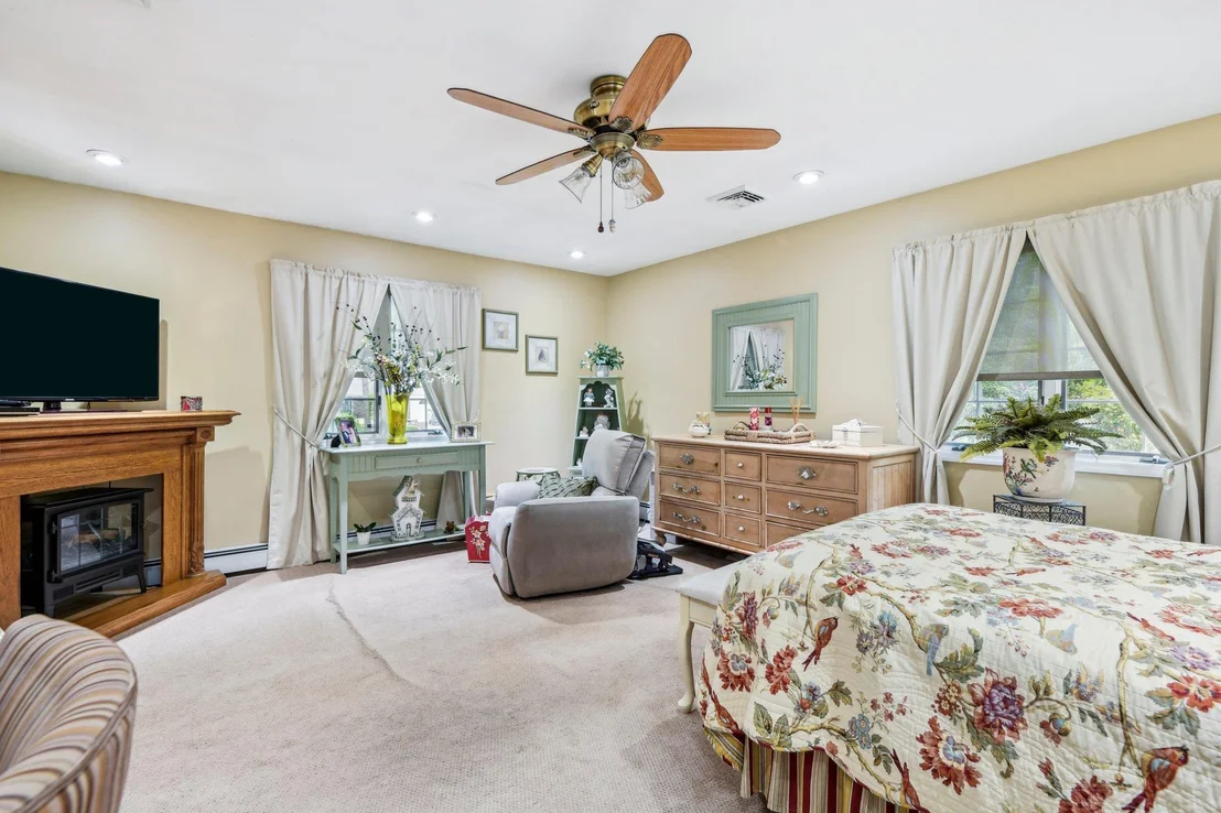 Photo of 8 Clover Drive