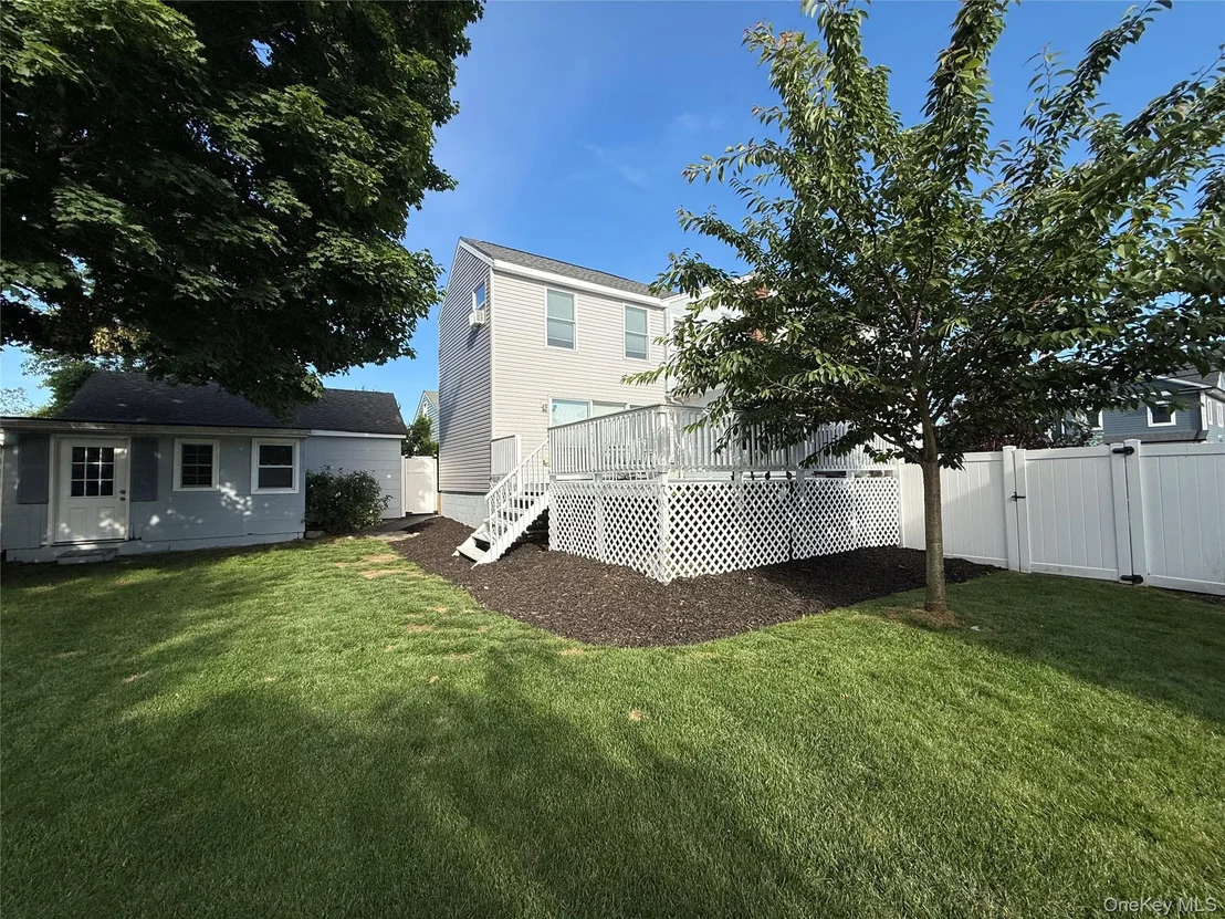 Photo of 19 Westbridge Drive